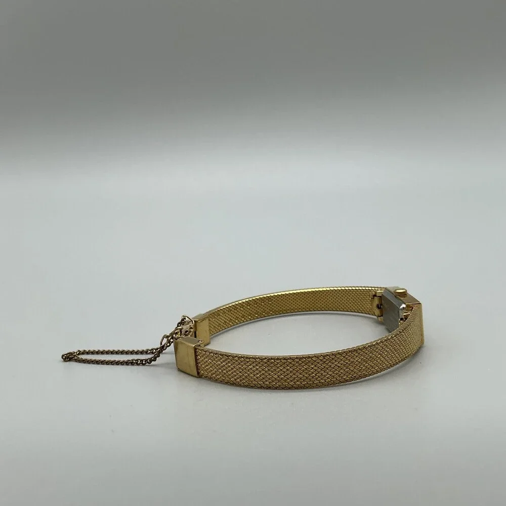 Vintage Pulsar Womens Watch 12mm Gold Tone Bracelet V220-5560 New Battery 6.75